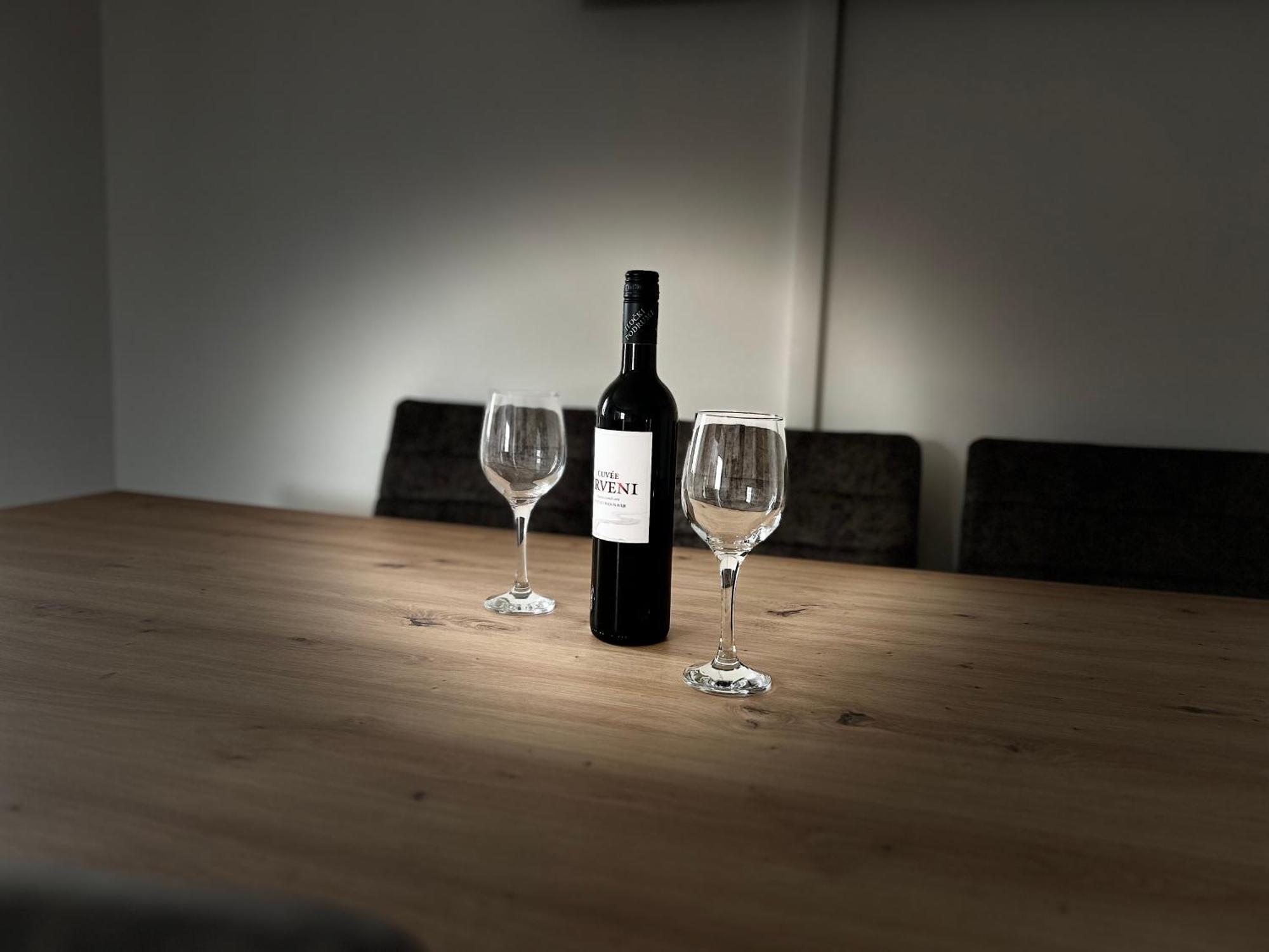 Apartment Karlo ノヴァリャ エクステリア 写真