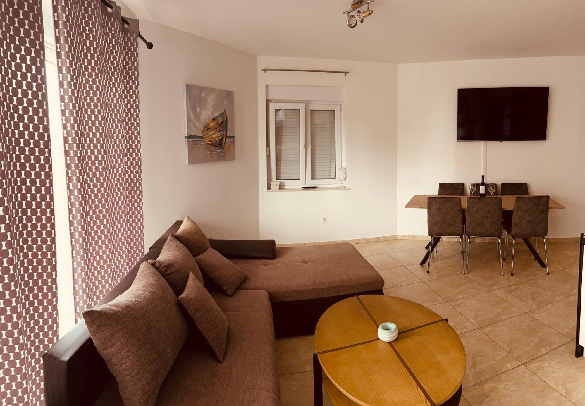 Apartment Karlo ノヴァリャ エクステリア 写真